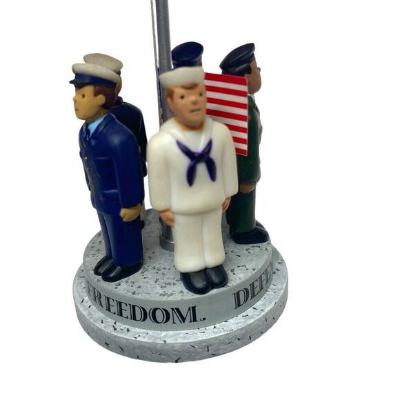 Defending the Flag Hallmark Keepsake Ornament 2003 - Picture 5 of 10